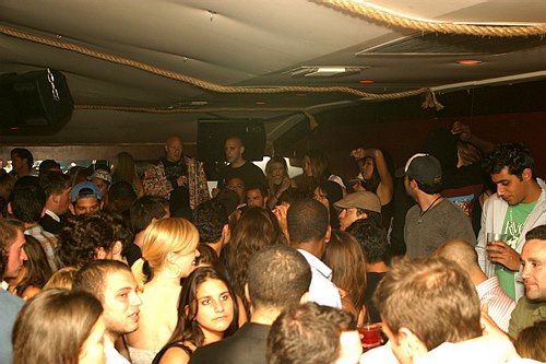 Ashlee Simpson in Club